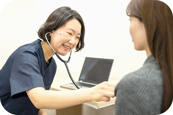 女性医師による診察安心してご来院いただけます