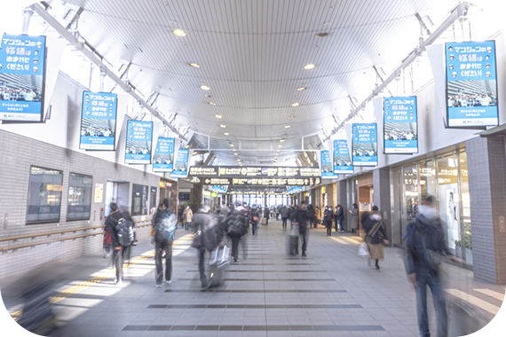岡山駅から徒歩3分の好立地提携駐車場もご用意しています